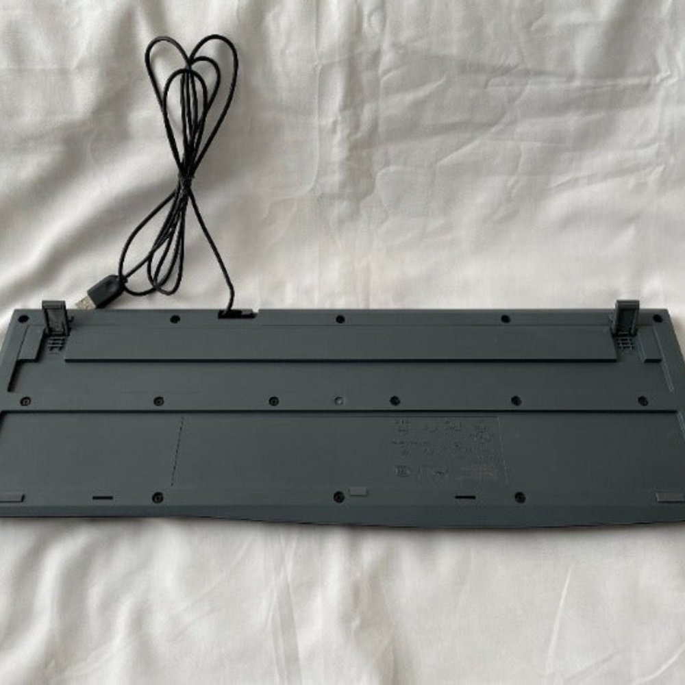 Logitech Keyboard Excellent condition - Picture 2 of 2
